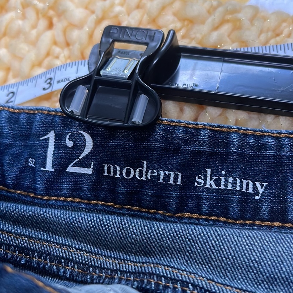 Ann Taylor Loft size 12 modern skinny has 1% spandex - Picture 7 of 8